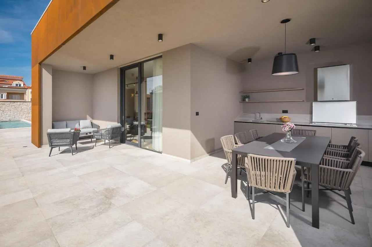 Design Villa Palmeta Bale 0*,  Croatia